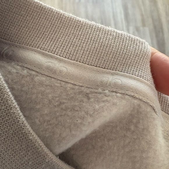 ALO Yoga Crewneck pullover sweater light pastel purple gray - Picture 8 of 10